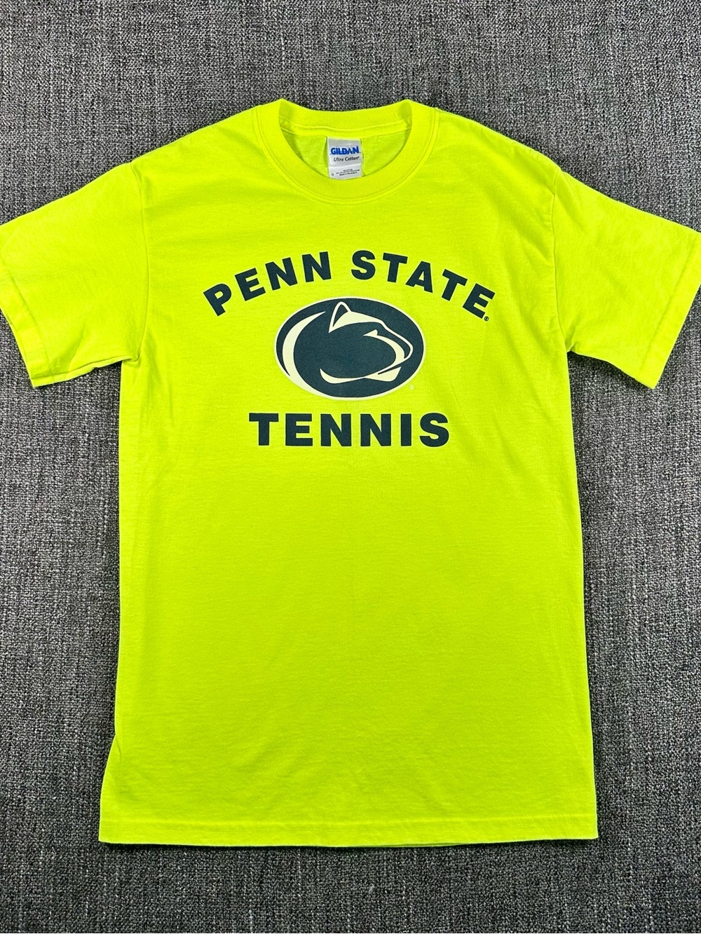 Penn State Tennis size small, T-shirt!